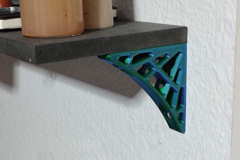 Equerre pour étagère